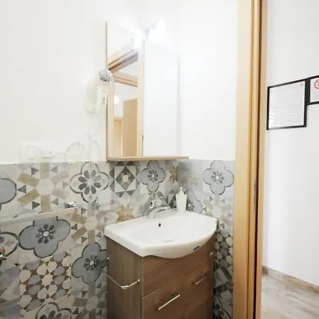 Cortesia 4 Guest house Bologna
